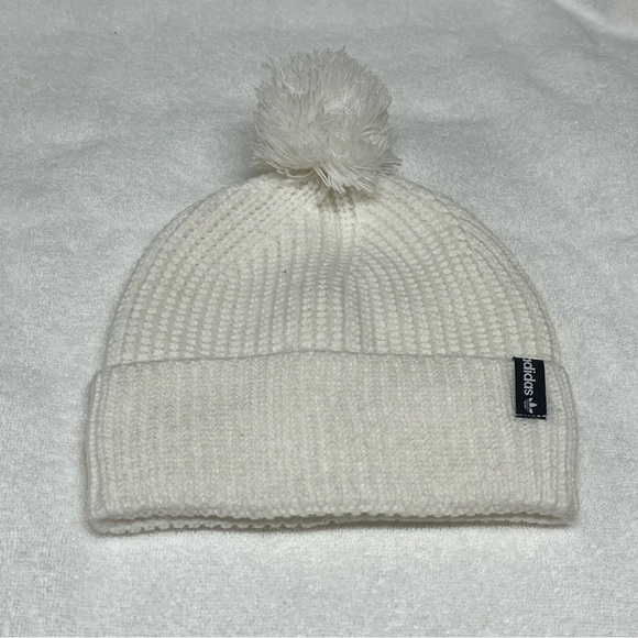 adidas Pom Beanie White NWOT - Picture 8 of 10